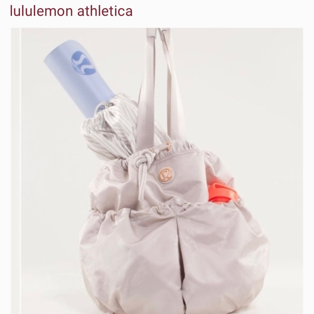 Lululemon yoga bag